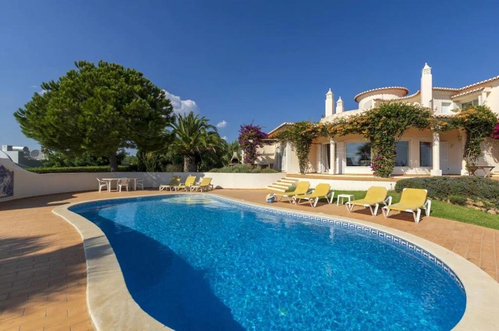 Villa With Beautiful See Views & Spacious Garden Ферагудо Екстериор снимка