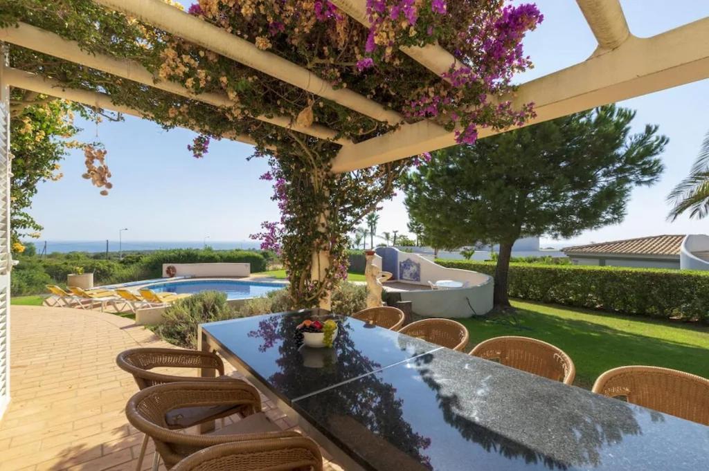 Villa With Beautiful See Views & Spacious Garden Ферагудо Екстериор снимка