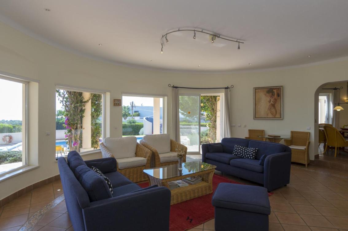 Villa With Beautiful See Views & Spacious Garden Ферагудо Екстериор снимка